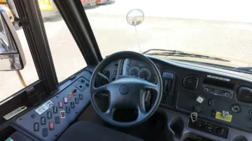 2011 Thomas C2 81P