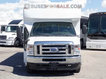 Picture of 2022 Ford E450 Startrans Shuttle Bus