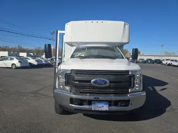 Picture of 2017 Ford F-550 18P ADA