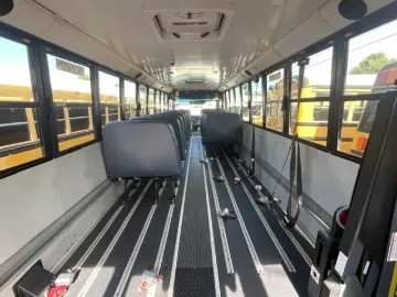 10 Matching ADA Accessible AC Buses