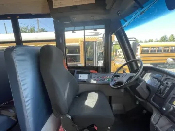 10 Matching ADA Accessible AC Buses