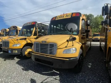 10 Matching ADA Accessible AC Buses