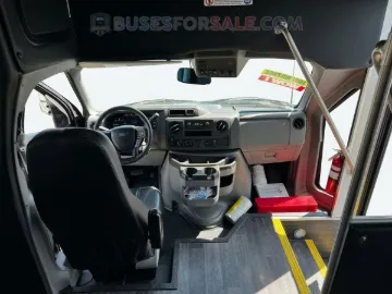 Picture of 2025 Ford E450 Starcraft Shuttle Bus