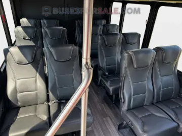 Picture of 2025 Ford E450 Starcraft Shuttle Bus