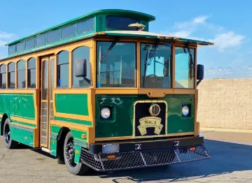 Picture of 2002 Freightliner CNG ADA Trolley Bus