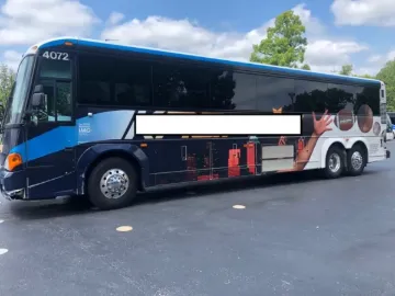 Picture of 2007 MCI D4005 Motor Coach