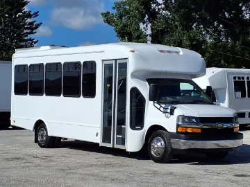 Picture of 2022 Chevrolet Express 4500 Shuttle Bus