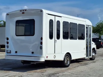 Picture of 2016 Ford E450 Shuttle Bus