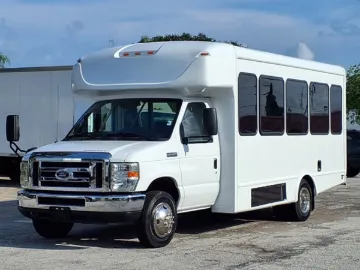 Picture of 2016 Ford E450 Shuttle Bus