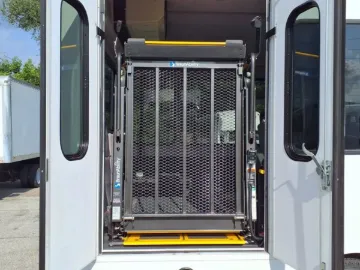 Picture of 2016 Ford E450 Shuttle Bus