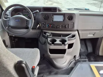 Picture of 2016 Ford E450 Shuttle Bus
