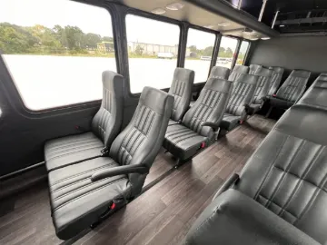 Picture of 2021 Freightliner Glaval Shuttle