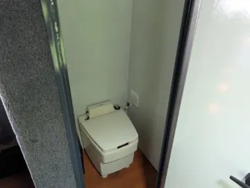 Picture of 2017 Freightliner M2 26P Lavatory