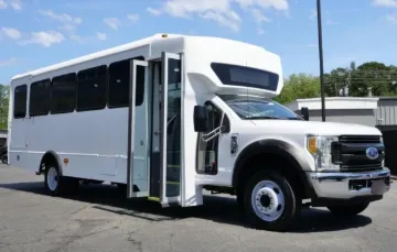 Picture of 2017 Ford F-550 Diesel Glaval 22P ADA