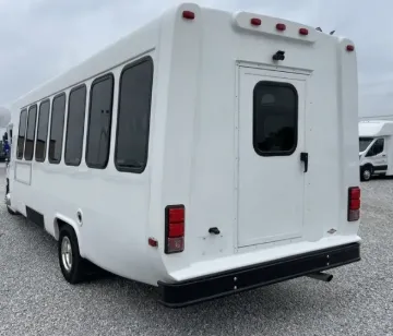 Picture of 2019 Ford E-450 Diamond 24P ADA