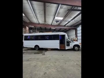 Picture of 2012 Chassis F-550 Super Duty Limo & Party Bus