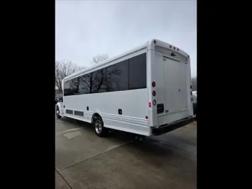Picture of 2012 Chassis F-550 Super Duty Limo & Party Bus