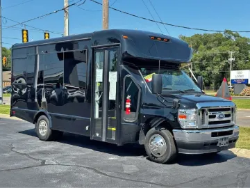 Picture of 2025 Ford Starcraft Executive Shuttle Shuttle Bus