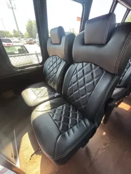 Picture of 2016 Ford F650 26P LUX