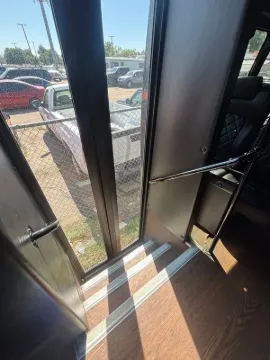 Picture of 2016 Ford F650 26P LUX