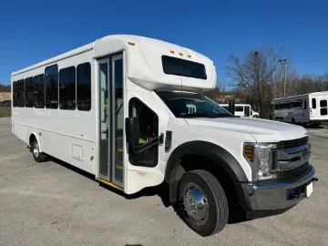 Picture of 2022 Ford F550 Starcraft XL Shuttle Bus