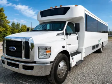 Picture of 2017 Ford F650 Glaval 37P