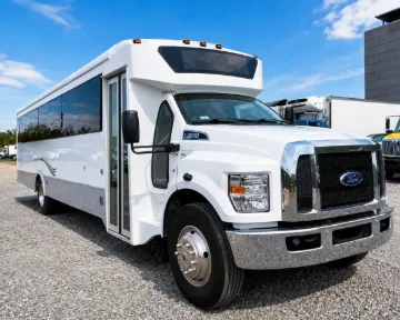Picture of 2017 Ford F650 Glaval 37P