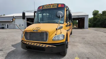Picture of 2011 Thomas C2 81P