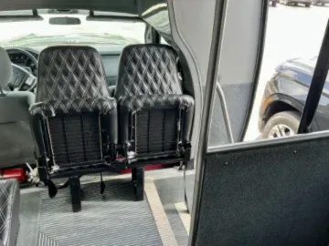 Picture of 2015 F-550 Diesel 29P Krystal