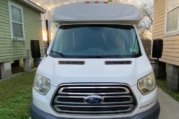 Picture of 2016 Ford T-350HD Starcraft 13P Luxury