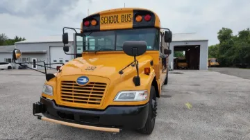 Picture of 2017 Blue Bird Vision 72P 