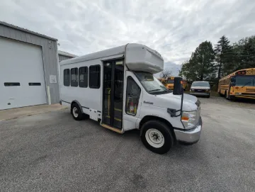 Picture of 2016 FORD E-350 12P Non CDL 