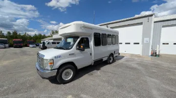 Picture of 2016 Ford E350 12P Non-CDL