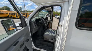 Picture of 2016 Ford E350 12P Non-CDL 