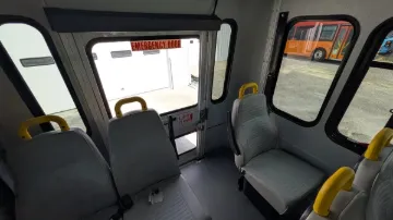 Picture of 2016 Ford E350 12P Non-CDL 