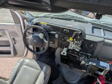 Picture of 2016 Ford E350 Non-CDL 12P
