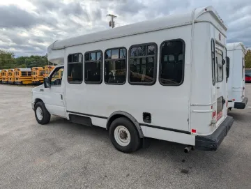 Picture of 2016 Ford E350 Non-CDL 12P