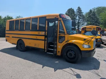 Picture of 2017 Thomas B2 Saf-T-Liner 48P