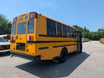 Picture of 2017 Thomas B2 Saf-T-Liner 48P
