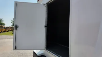 Picture of 2019 FORD E-450 Starcraft 18P ADA 
