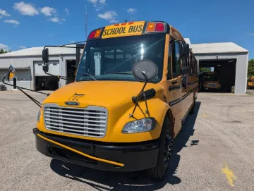 Picture of 2016 Thomas C2 Saf-T-Liner 72P 