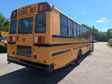 Picture of 2016 Thomas C2 Saf-T-Liner 72P 