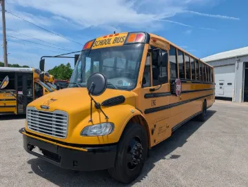 Picture of 2016 Thomas C2 Saf-T-Liner 72P