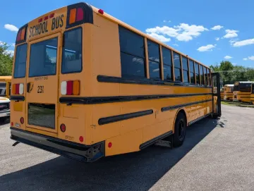 Picture of 2016 Thomas C2 Saf-T-Liner 72P