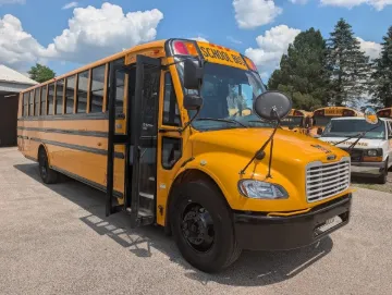 Picture of 2016 Thomas C2 Saf-T-Liner 72P 
