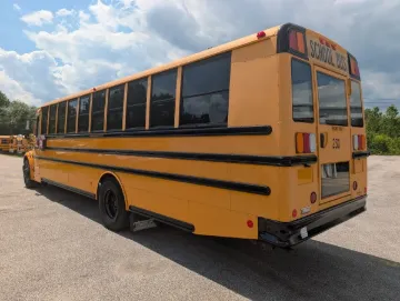 Picture of 2016 Thomas C2 Saf-T-Liner 72P 