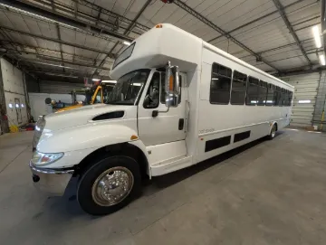 Picture of 2013 International 40P ADA Shuttle