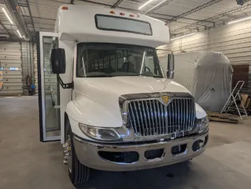 Picture of 2013 International 40P ADA Shuttle