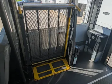 Picture of 2019 Thomas C2 30P ADA NY Spec