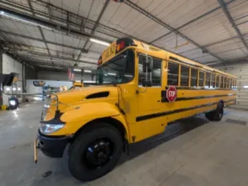 Picture of 2018 International CE 77P